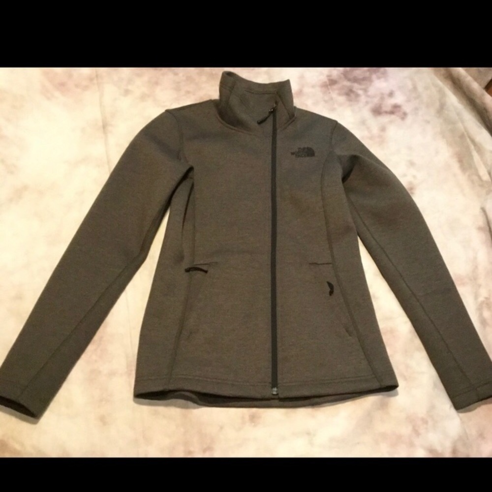 Women’s North Face Jacket!
